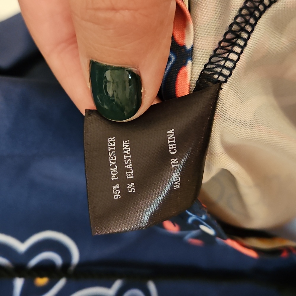 Spaghetti Strap Top, Size Large - Picture 4 of 7